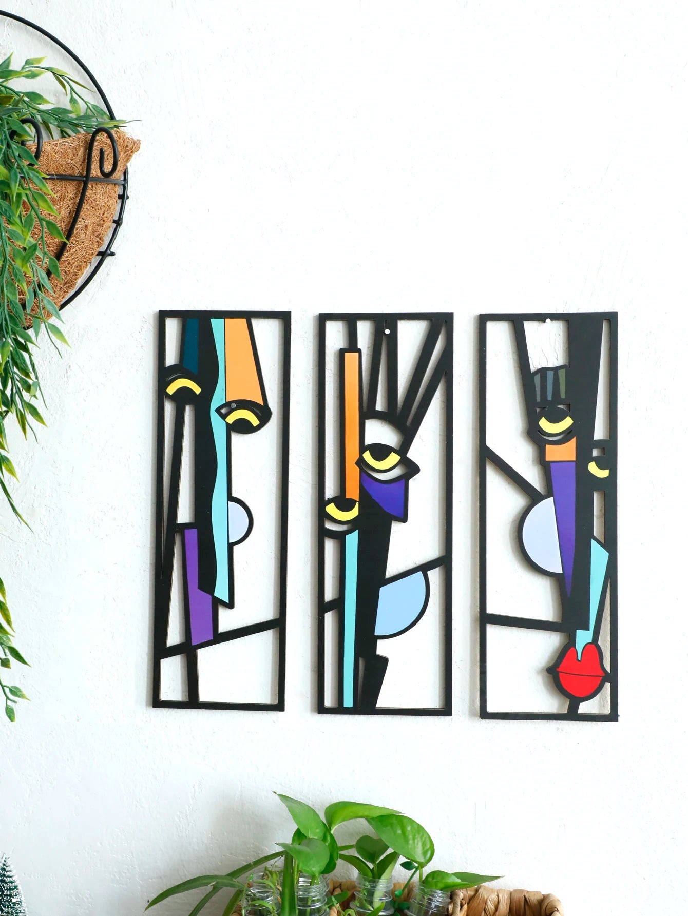 Abstract Face Wooden Wall Decor Art Wall Hanging Home Office Decorative Hanging for Living Room Bedroom and Hallway Crafts Gift